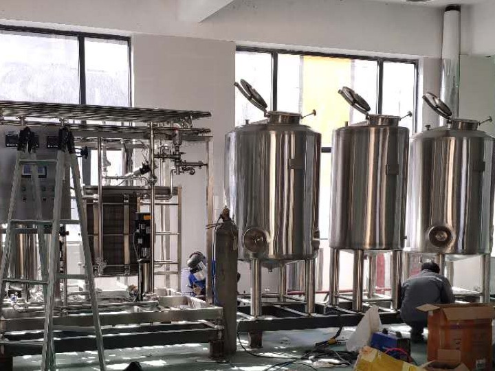 Venezuela complete commercial beer brewing equipment of sus304 Chinese supplier 2020 W1